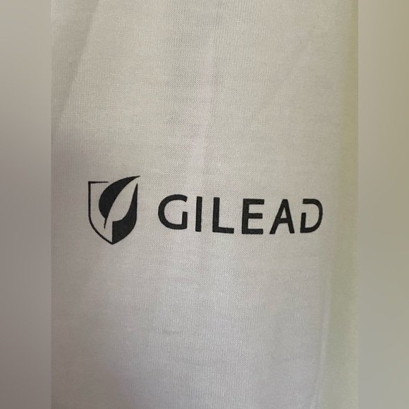 San Francisco Giants Pride LS Hooded Shirt Pullover - Picture 5 of 7